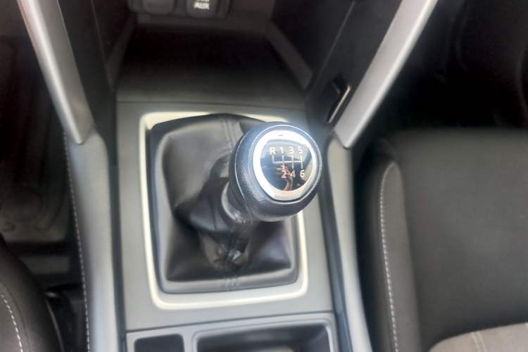 Used Mazda CX-4 2018 2.0L Manual Two-Wheel Drive Blue Sky Dynamic Edition China V Standard Gear Lever