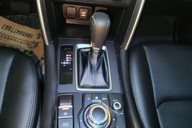 Used Mazda CX-4 2018 2.0L Automatic Two-Wheel Drive Blue Sky Dynamic Version China V Standard Gear Lever