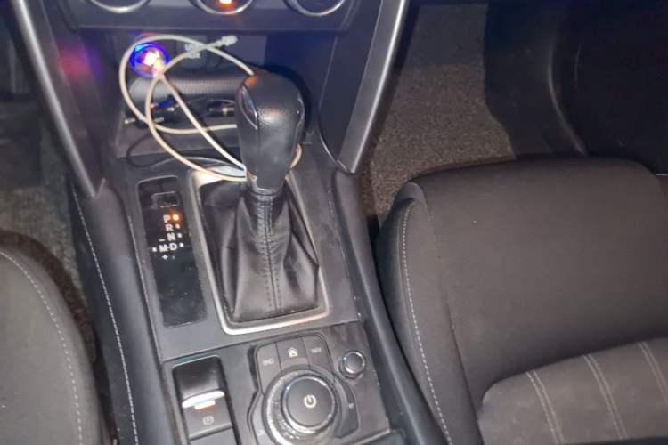Used Mazda CX-4 2018 2.0L Automatic Two-Wheel Drive Blue Sky Dynamic Version China V Standard Gear Lever