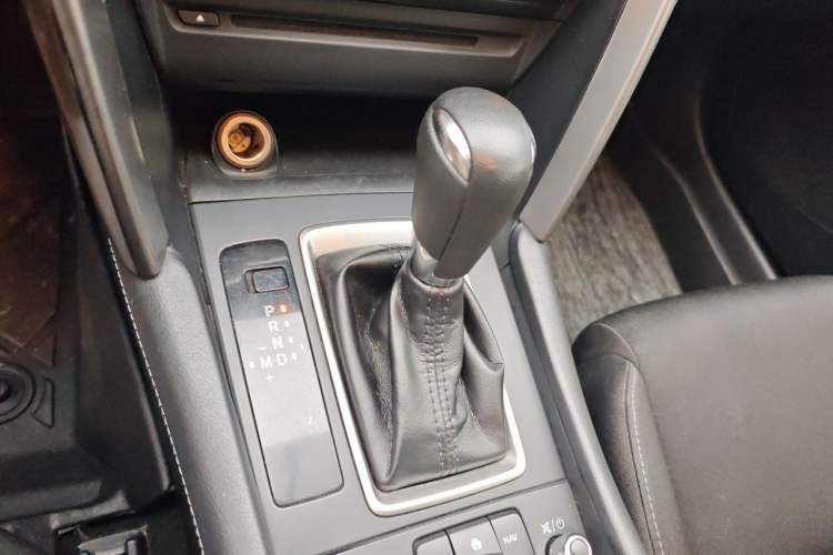 Used Mazda CX-4 2018 2.0L Automatic 2WD Blue Sky Exploration Edition China VI Standard Gear Lever