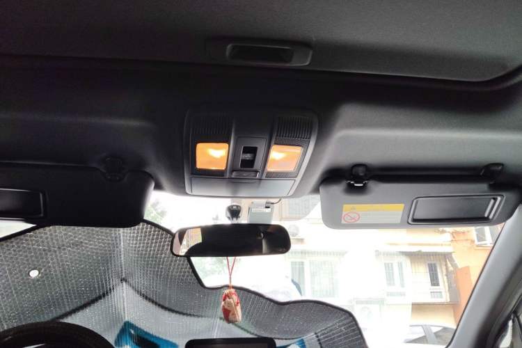 Used Mazda CX-4 2018 2.0L Automatic Two-Wheel Drive Blue Sky Dynamic Version China VI Standard Headliner