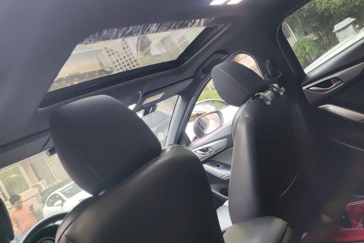 Used Mazda CX-4 2018 2.0L Automatic Two-Wheel Drive Blue Sky Dynamic Version China V Standard Headliner