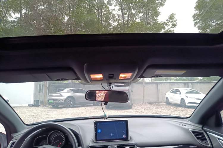 Used Mazda CX-4 2018 2.0L Automatic Two-Wheel Drive Blue Sky Dynamic Version China V Standard Headliner
