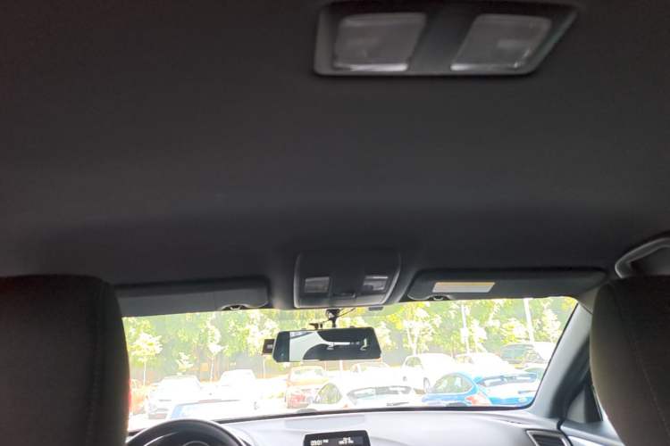Used Mazda CX-4 2018 2.0L Manual Two-Wheel Drive Blue Sky Dynamic Edition China V Standard Headliner