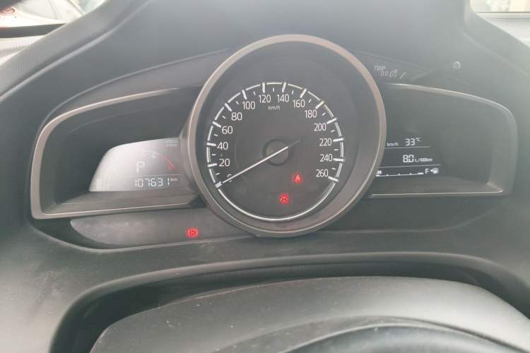 Used Mazda CX-4 2018 2.0L Automatic Two-Wheel Drive Blue Sky Dynamic Version China V Standard Instrument Cluster