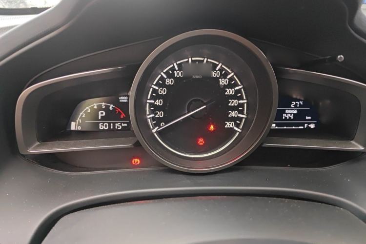 Used Mazda CX-4 2018 2.0L Automatic Two-Wheel Drive Blue Sky Dynamic Version China VI Standard Instrument Cluster