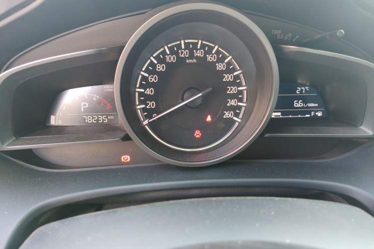 Used Mazda CX-4 2018 2.0L Automatic Two-Wheel Drive Blue Sky Dynamic Version China VI Standard Instrument Cluster