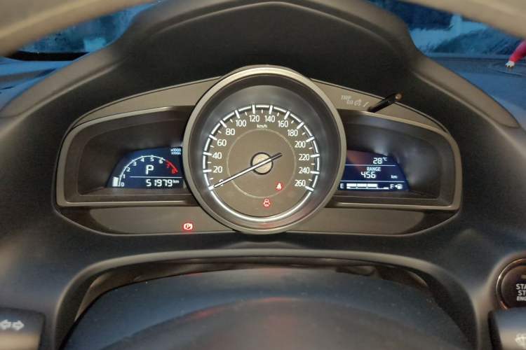 Used Mazda CX-4 2018 2.0L Automatic Two-Wheel Drive Blue Sky Dynamic Version China V Standard Instrument Cluster