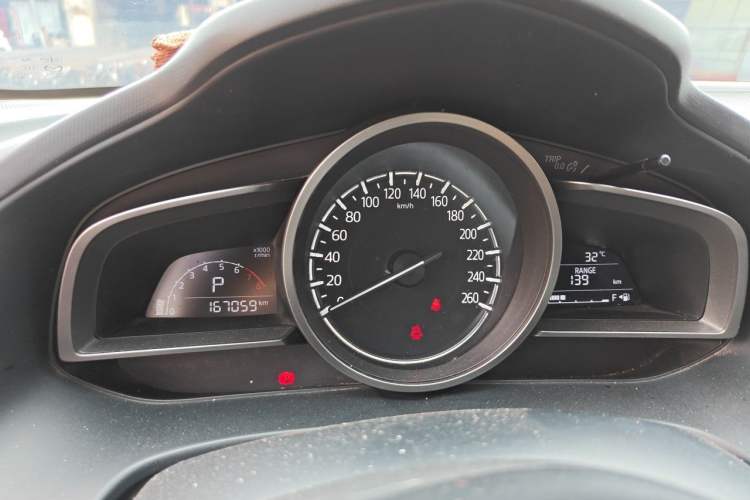 Used Mazda CX-4 2018 2.0L Automatic Two-Wheel Drive Blue Sky Luxury Edition Instrument Cluster