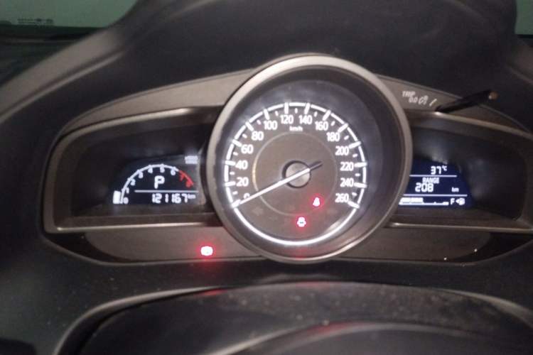 Used Mazda CX-4 2018 2.0L Automatic Two-Wheel Drive Blue Sky Dynamic Version China V Standard Instrument Cluster