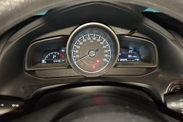 Used Mazda CX-4 2018 2.0L Automatic Two-Wheel Drive Blue Sky Dynamic Version China VI Standard Instrument Cluster