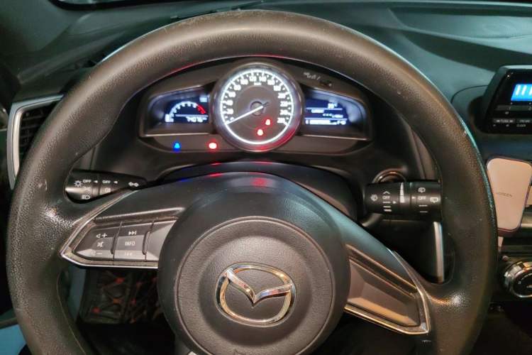 Used Mazda CX-4 2018 2.0L Manual Two-Wheel Drive Blue Sky Dynamic Edition China V Standard Instrument Cluster