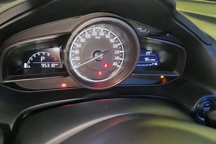 Used Mazda CX-4 2018 2.0L Automatic Two-Wheel Drive Blue Sky Dynamic Version China V Standard Instrument Cluster