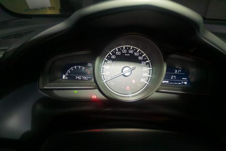 Used Mazda CX-4 2018 2.0L Manual Two-Wheel Drive Blue Sky Dynamic Edition China V Standard Instrument Cluster
