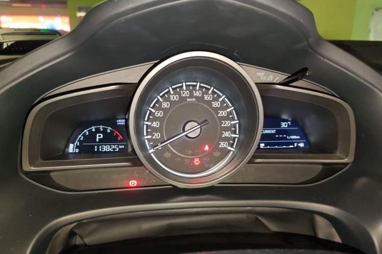 Used Mazda CX-4 2018 2.0L Automatic Two-Wheel Drive Blue Sky Exploration Version China V Standard Instrument Cluster