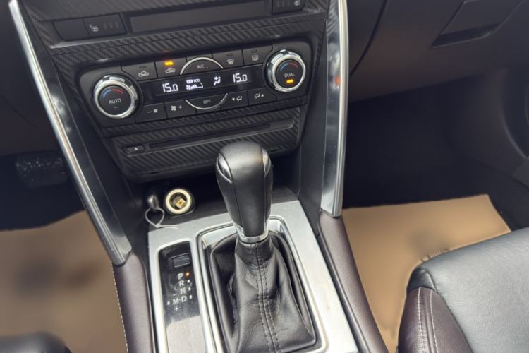 Used Mazda CX-4 2018 2.5L Automatic 4x4 Bluelight Fearless Edition China V Standard Interior 5