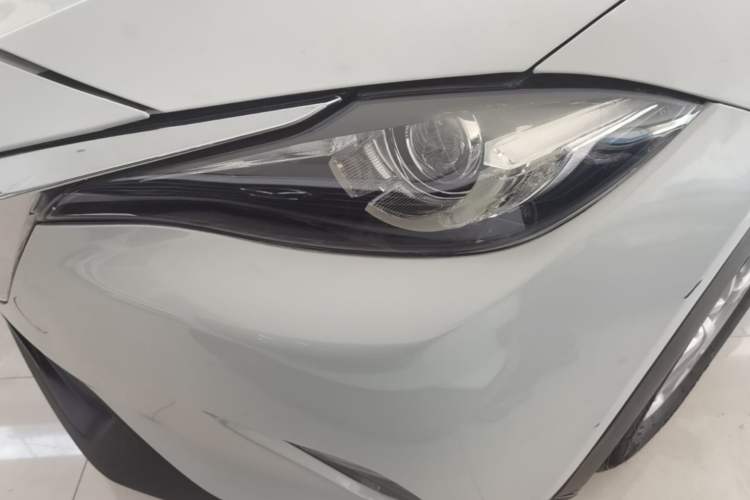 Used Mazda CX-4 2018 2.0L Automatic Two-Wheel Drive Blue Sky Dynamic Version China V Standard Left Front Headlight