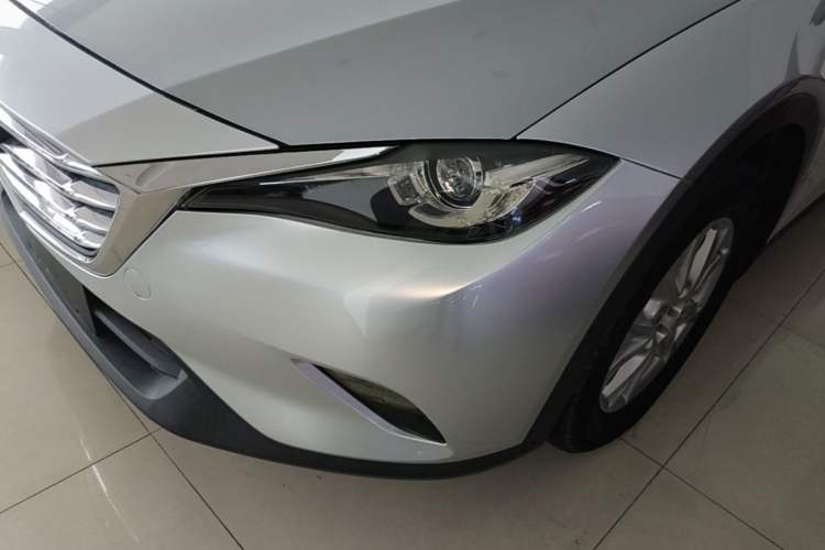 Used Mazda CX-4 2018 2.0L Automatic Two-Wheel Drive Blue Sky Dynamic Version China VI Standard Left Front Headlight