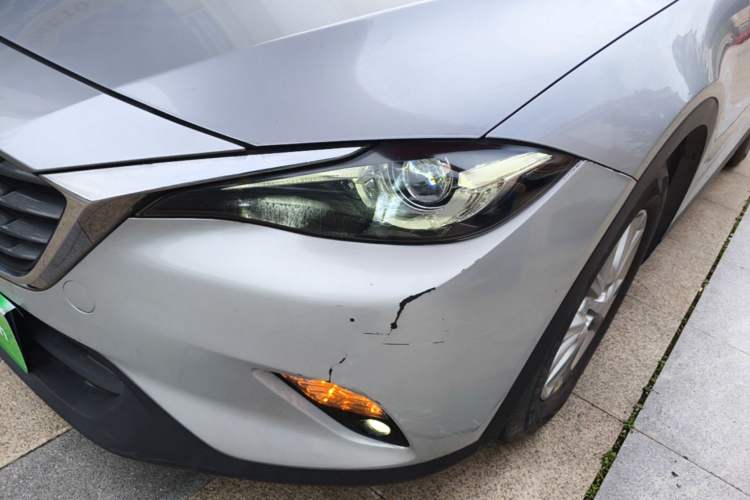 Used Mazda CX-4 2018 2.0L Automatic Two-Wheel Drive Blue Sky Luxury Edition Left Front Headlight