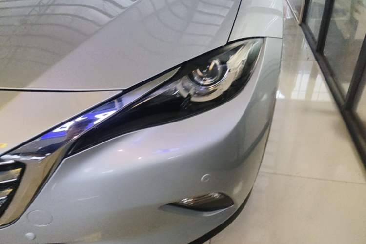 Used Mazda CX-4 2018 2.0L Automatic Two-Wheel Drive Blue Sky Dynamic Version China V Standard Left Front Headlight
