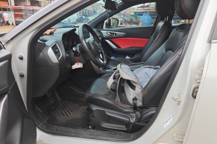 Used Mazda CX-4 2018 2.0L Automatic Two-Wheel Drive Blue Sky Luxury Edition Left Front Seat