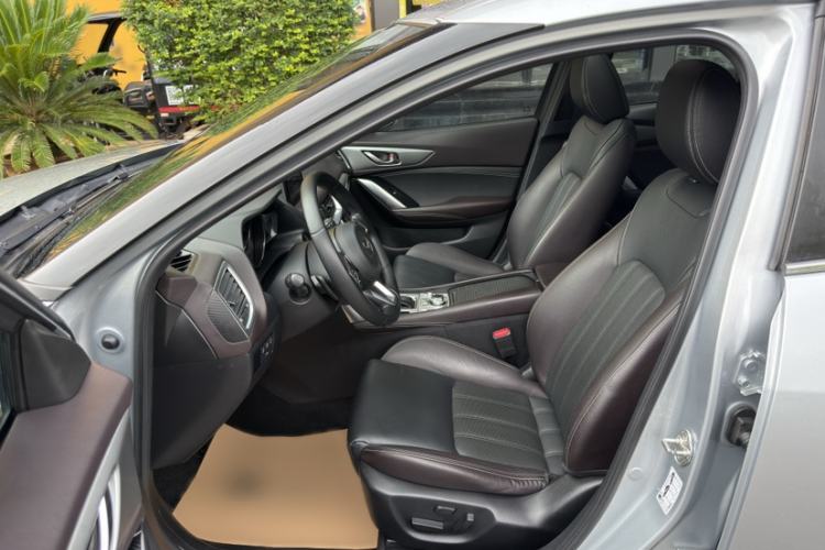 Used Mazda CX-4 2018 2.5L Automatic 4x4 Bluelight Fearless Edition China V Standard Left Front Seat