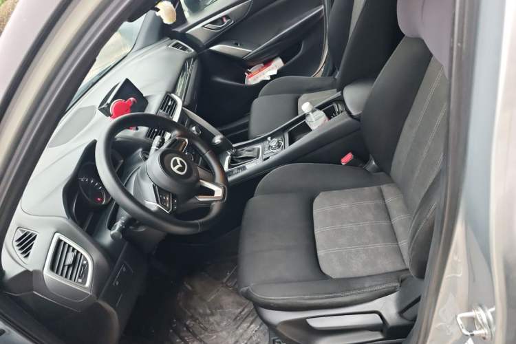 Used Mazda CX-4 2018 2.0L Automatic 2WD Blue Sky Exploration Edition China VI Standard Left Front Seat