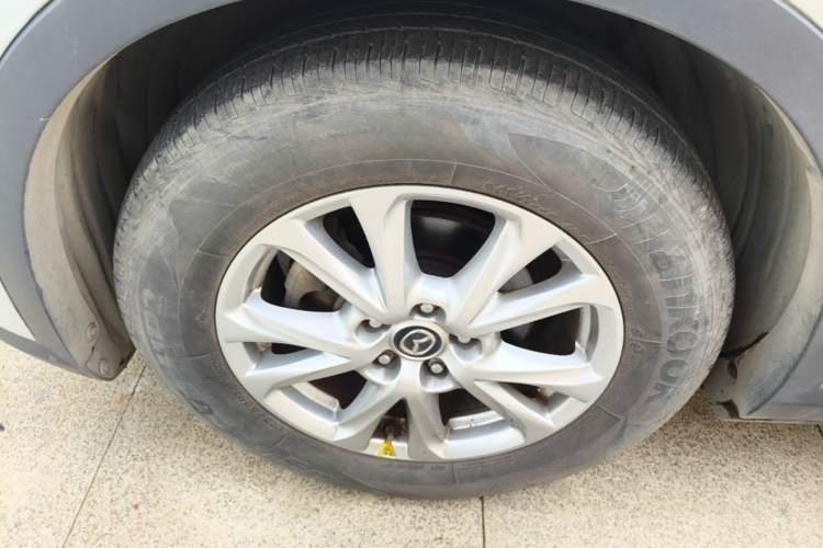 Used Mazda CX-4 2018 2.0L Automatic Two-Wheel Drive Blue Sky Luxury Edition Left Front Wheel Hub