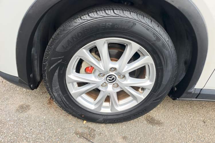 Used Mazda CX-4 2018 2.0L Manual Two-Wheel Drive Blue Sky Dynamic Edition China V Standard Left Front Wheel Hub