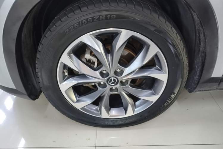 Used Mazda CX-4 2018 2.5L Automatic 4x4 Bluelight Fearless Edition China V Standard Left Front Wheel Hub