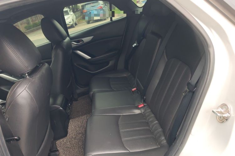 Used Mazda CX-4 2018 2.0L Automatic Two-Wheel Drive Blue Sky Exploration Version China V Standard Left Rear Seat