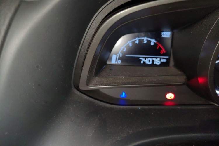 Used Mazda CX-4 2018 2.0L Manual Two-Wheel Drive Blue Sky Dynamic Edition China V Standard Odometer Close Up