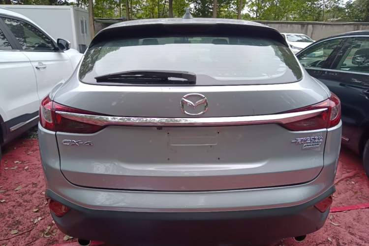 Used Mazda CX-4 2018 2.0L Automatic Two-Wheel Drive Blue Sky Dynamic Version China V Standard Rear