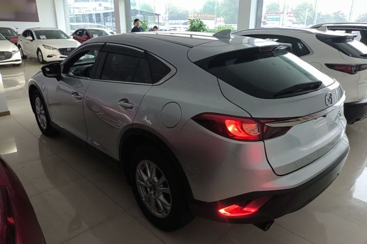 Used Mazda CX-4 2018 2.0L Automatic Two-Wheel Drive Blue Sky Dynamic Version China VI Standard Rear Left 45 Deg