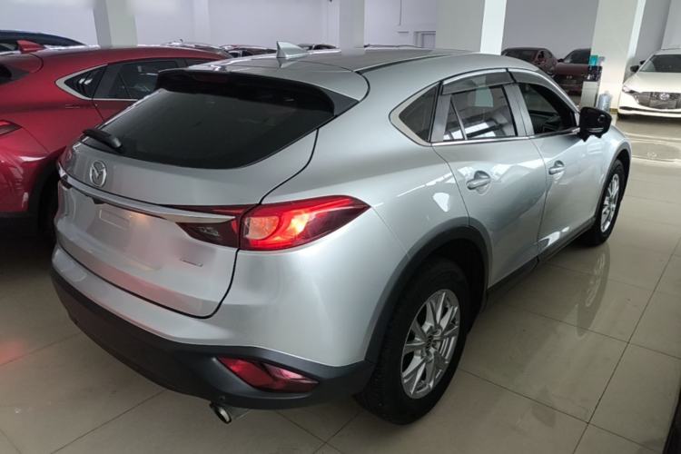 Used Mazda CX-4 2018 2.0L Automatic Two-Wheel Drive Blue Sky Dynamic Version China VI Standard Rear Right 45 Deg