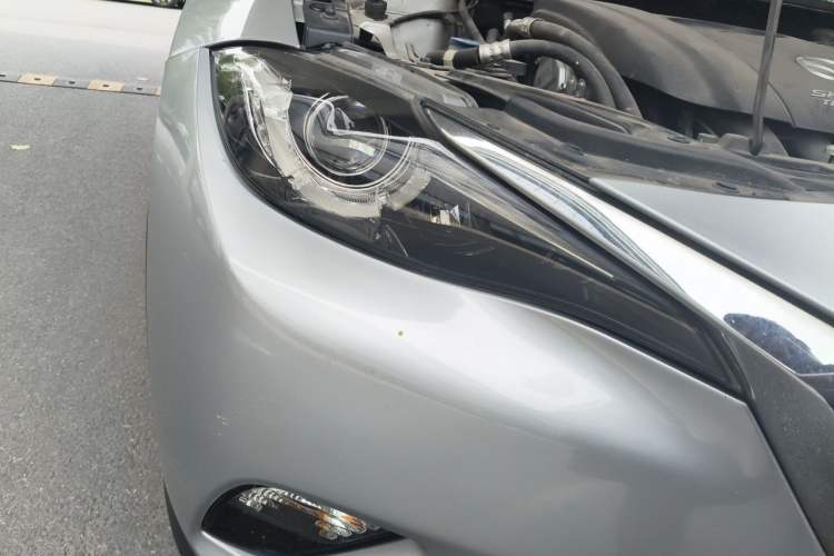 Used Mazda CX-4 2018 2.0L Automatic Two-Wheel Drive Blue Sky Dynamic Version China V Standard Right Front Headlight