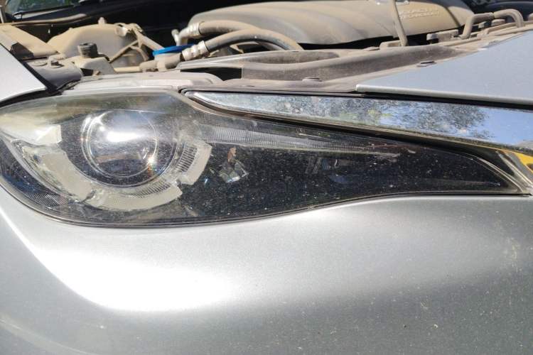 Used Mazda CX-4 2018 2.0L Automatic Two-Wheel Drive Blue Sky Dynamic Version China VI Standard Right Front Headlight
