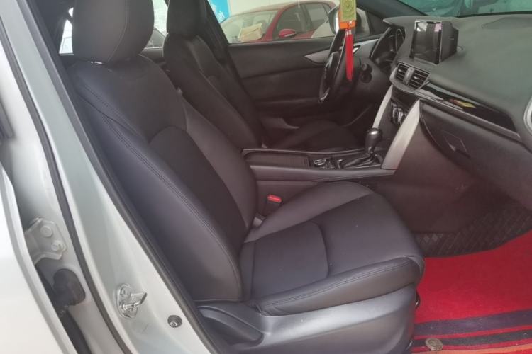 Used Mazda CX-4 2018 2.0L Automatic Two-Wheel Drive Blue Sky Dynamic Version China V Standard Right Front Seat