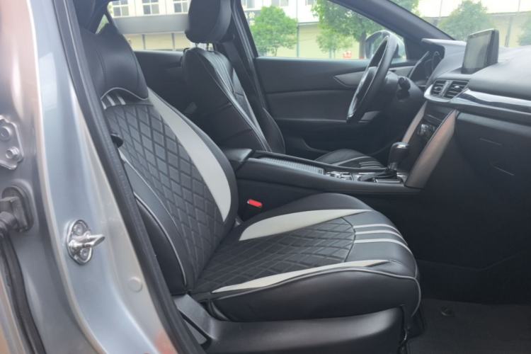 Used Mazda CX-4 2018 2.0L Automatic Two-Wheel Drive Blue Sky Exploration Version China V Standard Right Front Seat