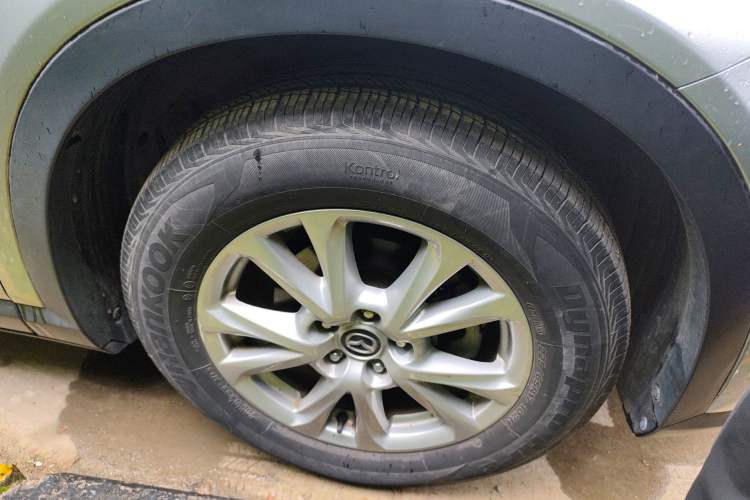 Used Mazda CX-4 2018 2.0L Automatic Two-Wheel Drive Blue Sky Dynamic Version China V Standard Right Front Wheel Hub