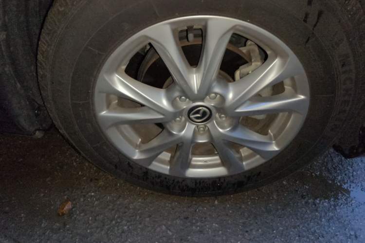 Used Mazda CX-4 2018 2.0L Automatic Two-Wheel Drive Blue Sky Dynamic Version China V Standard Right Front Wheel Hub