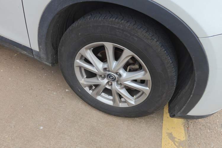 Used Mazda CX-4 2018 2.0L Automatic Two-Wheel Drive Blue Sky Luxury Edition Right Front Wheel Hub