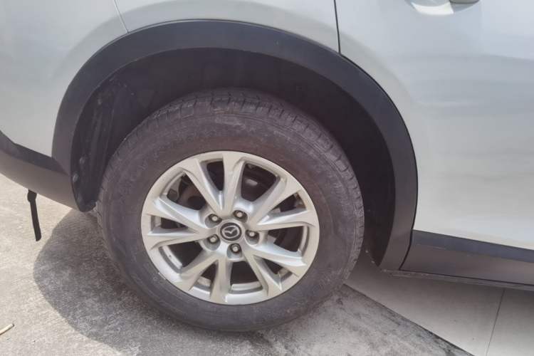 Used Mazda CX-4 2018 2.0L Automatic Two-Wheel Drive Blue Sky Dynamic Version China V Standard Right Rear Wheel Hub