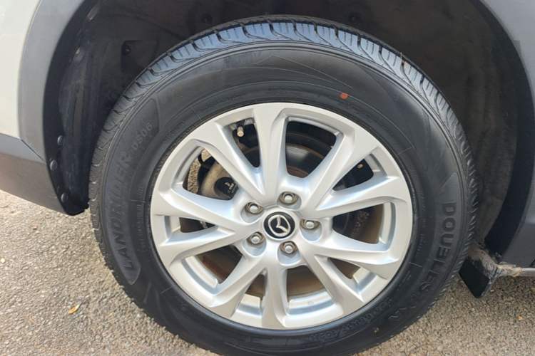 Used Mazda CX-4 2018 2.0L Manual Two-Wheel Drive Blue Sky Dynamic Edition China V Standard Right Rear Wheel Hub