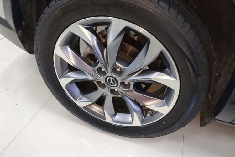 Used Mazda CX-4 2018 2.5L Automatic 4x4 Bluelight Fearless Edition China V Standard Right Rear Wheel Hub