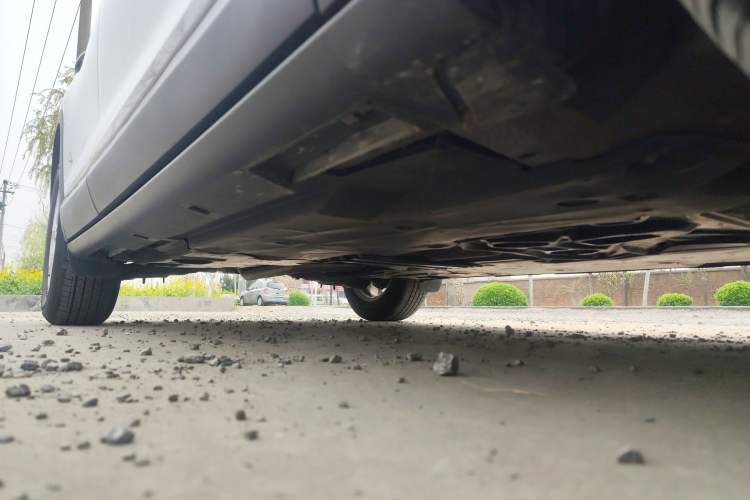 Used Mazda CX-4 2018 2.0L Automatic Two-Wheel Drive Blue Sky Luxury Edition Right Side Sill