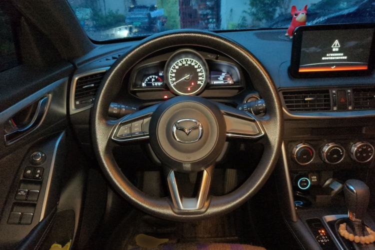 Used Mazda CX-4 2018 2.0L Automatic Two-Wheel Drive Blue Sky Dynamic Version China V Standard Steering Wheel