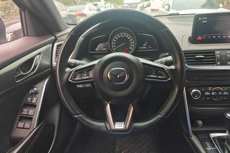 Used Mazda CX-4 2018 2.5L Automatic 4x4 Skyactiv GT Sport Edition China V Standard Steering Wheel