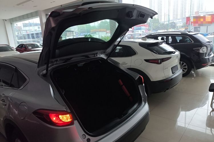 Used Mazda CX-4 2018 2.0L Automatic Two-Wheel Drive Blue Sky Dynamic Version China VI Standard Trunk