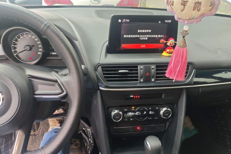 Used Mazda CX-4 2018 2.0L Automatic Two-Wheel Drive Blue Sky Dynamic Version China VI Standard Audio And AC Panel